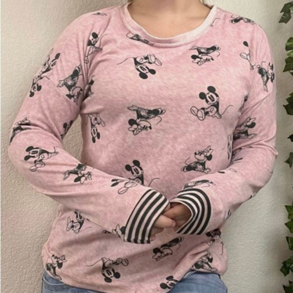 DISNEY MINNIE MOUSE GRAPHIC SLEEPWEAR SIZE XXL